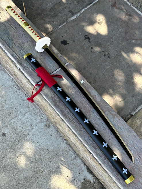 ONE PIECE: Trafalgar Law's Non-Functional Katana