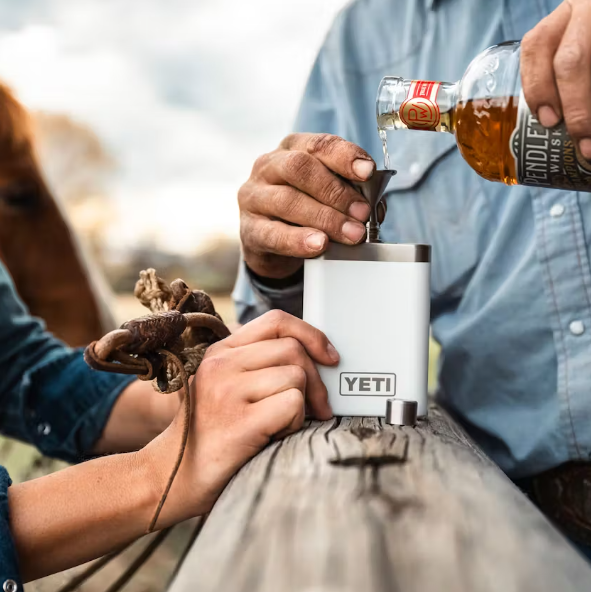 Yeti Flask (Wetlands Camo) - River & Trail Outdoor Company