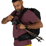 Men's Talon 22L - Trekking Pole Attachment