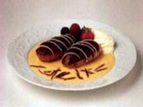 CHOC COATED PROFITEROLES GRAND MARNIER 20