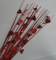 DEC.SPRAY RED HEARTS P1