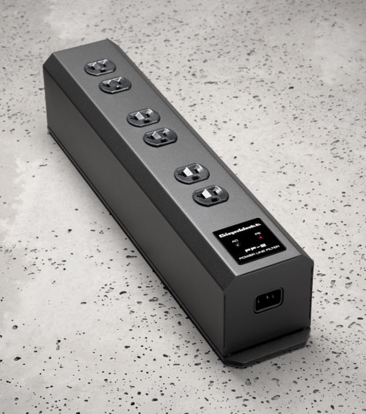 GigaWatt Filtering Power Strip GigaWatt PF-2 MK2 True Audiophile.