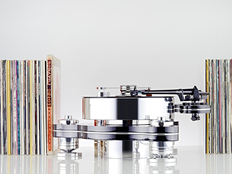 TransRotor Rondino Nero FMD Turntable. Now at True Audiophile