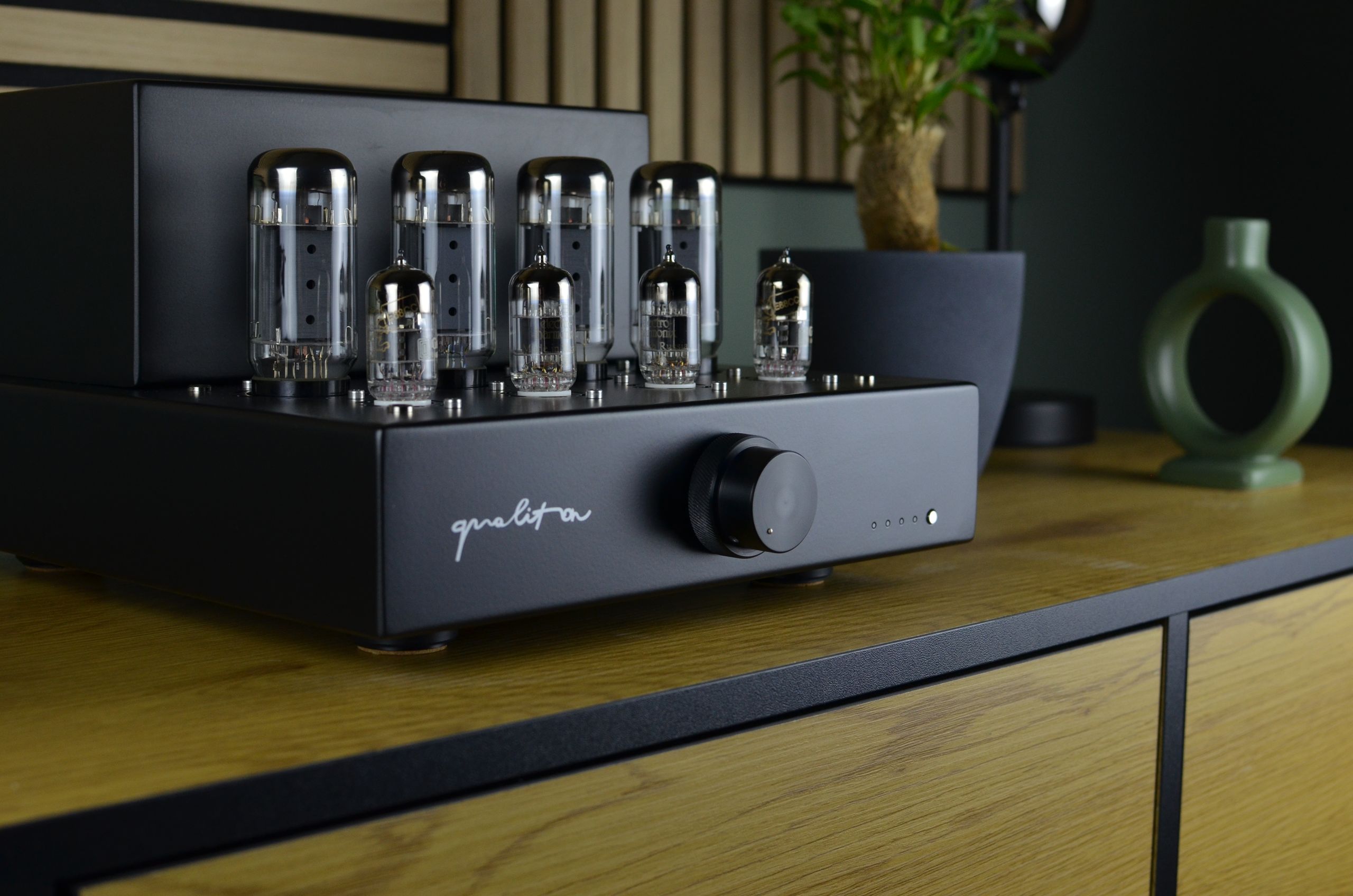 Audio Hungary Qualiton Integrated A35i Amp. Now at True Audiophile.