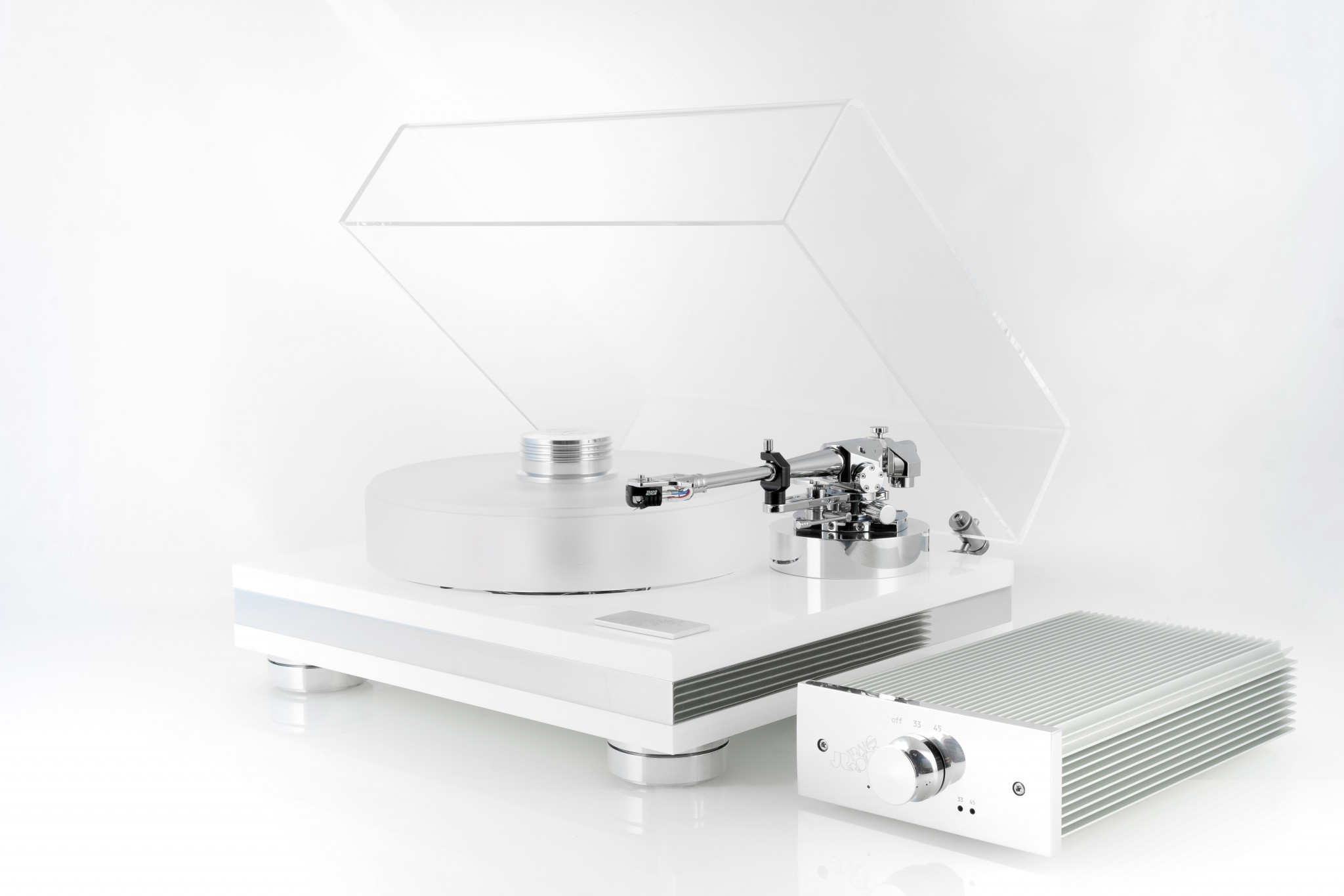 TransRotor Strato Nero/Bianco TMD at True Audiophile