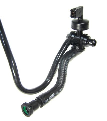 Volvo S40 Brake Booster Hose With Vacuum Switch (20002004)