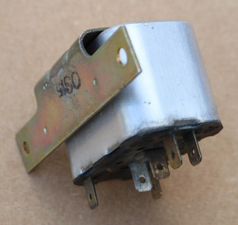 USED OEM Volvo Part Number 1307991 (Headlight Relay)