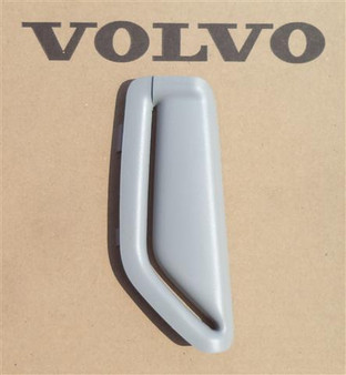 OEM Volvo Part Number 9451959 (LH Seatbelt Guide)