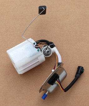 Volvo Part Number 31261424 Fuel Pump Assembly (Aftermarket Replacement)