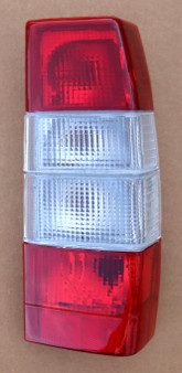1995-1997 Volvo 960 Wagon Passenger Side Tail Light Assembly