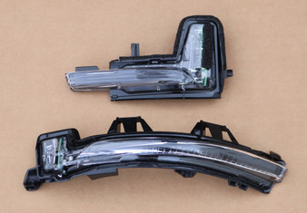 2018-2021 Volvo XC60 Side Mirror Turn Signal Lens Assembly (Repeater Light)