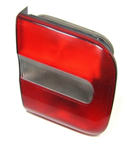 1998-2000 Volvo S70 Inner Tail Light Assembly [Used]