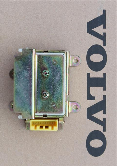 1988-1990 Volvo 760 Solenoid Valve (Vacuum Control Unit) [USED]