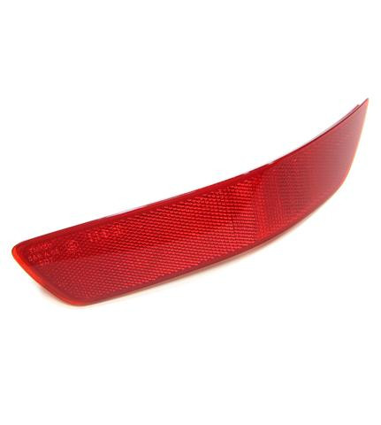 2008-2016 Volvo XC70 Rear Bumper Reflector (Red Lens)