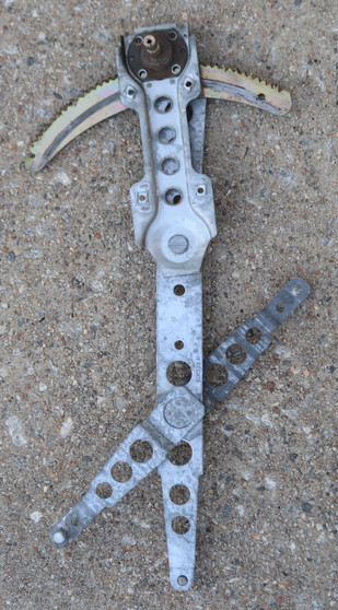 Volvo 240 Front Passenger Side Manual Window Regulator [Used]