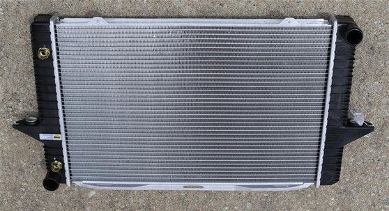 Volvo 850 Radiator (Non-Turbo)