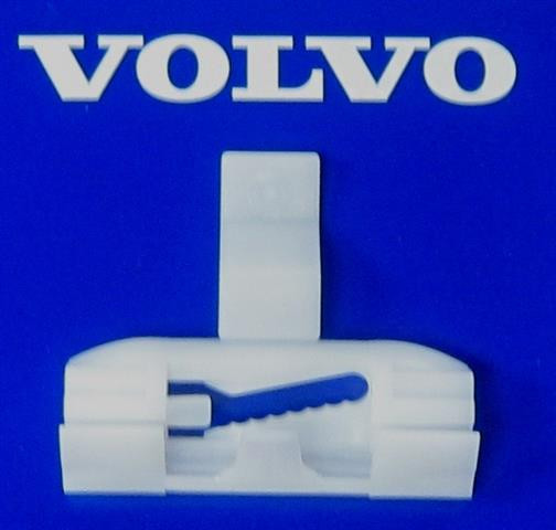 OEM Volvo Part Number 8622907 (Rear Roof Molding Clip)