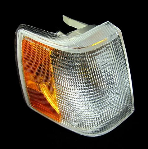 1988-1990 Volvo 760 Turn Signal Assembly