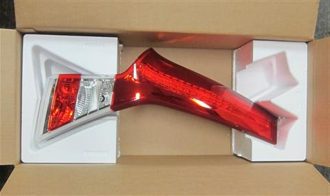 2014-2016 Volvo XC70 Tail Light Assembly (Inner/Tailgate)