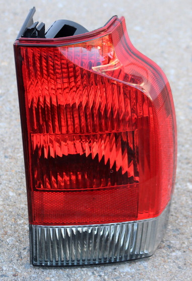 2001-2004 Volvo XC70 Lower Tail Light Assembly - Passenger Side