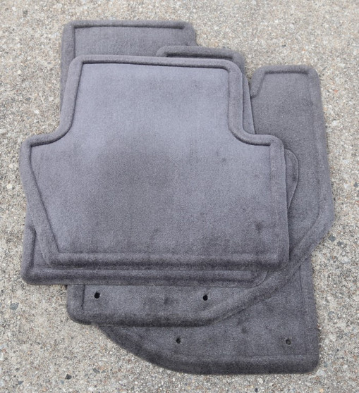 1998-2000 Volvo S70 Floor Mats - Grey [OEM Textile Set]