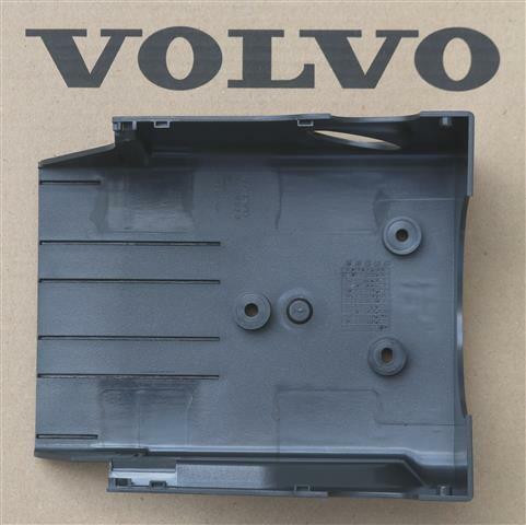 1998-2004 Volvo C70 Steering Column Cover Panel (Lower)