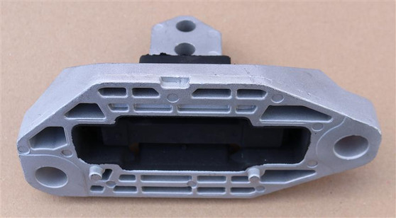 2005-2011 Volvo XC90 V8 Right Engine Mount