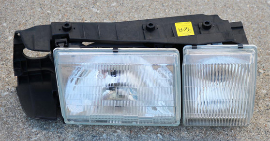Volvo 940 Headlight Assembly with Foglight - Right/Passenger Side
