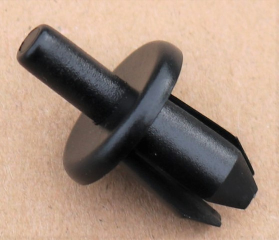Volvo Part Number 9133417 Molding Clip (Aftermarket Replacement)