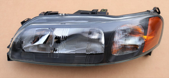 ボルボ　V70 V70 SB5254AWの中古車を探すなら【グーネット】