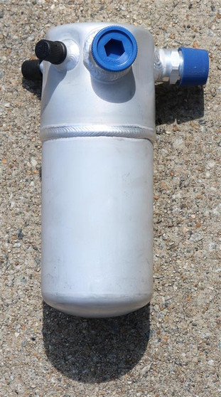 1991-1992 Volvo 240 A/C Accumulator