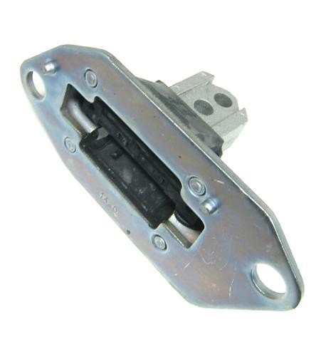 Volvo V70 Right Engine Mount (2001-2007) | Voluparts Online Store