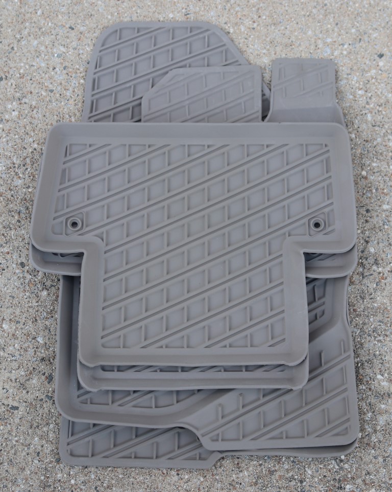 Genuine Volvo S60 All Weather Floor Mats (20012009) Oak Arena