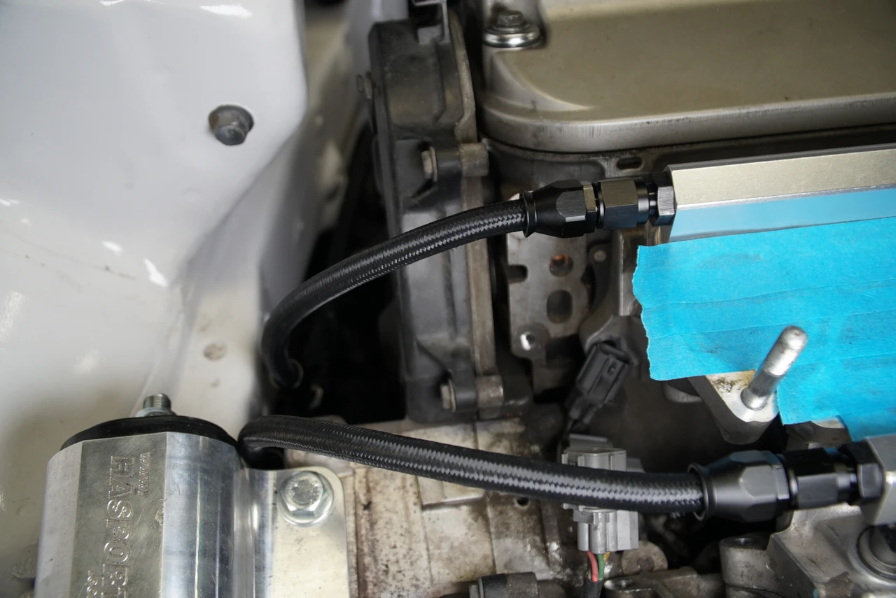 dual-feed fuel lines