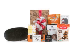Local products wrapped with 12" Sea to Sky Collection Platter wrapped in Green & Green signature gift box. Local products wrapped with 12" Sea to Sky Collection Platter wrapped in Green & Green signature gift box.