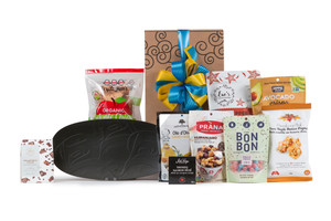 Local products wrapped with 14" Sea to Sky Collection Platter wrapped in Green & Green signature gift box. Local products wrapped with 14" Sea to Sky Collection Platter wrapped in Green & Green signature gift box.