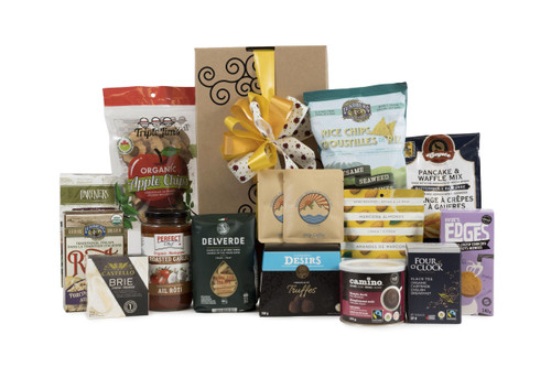 Gourmet gift basket featuring gourmet food and beverages for family