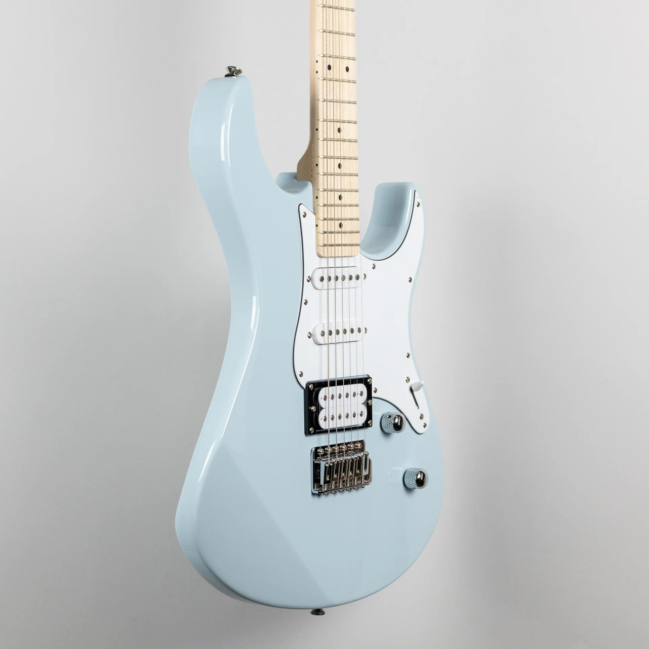 Yamaha PAC112VM Pacifica Electric Guitar - Ice Blue
