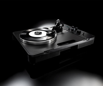 Korg Mini KAOSS PAD 2 Handheld Effect Processer and Media Player