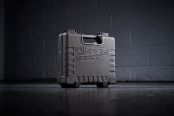 BOSS BCB-30X Compact Molded Pedalboard with Customizable Foam Insert, Detachable Lid, Carry Handle, and Power Daisy Chain Cable for Guitar Effects Pedals (BCB-30X)