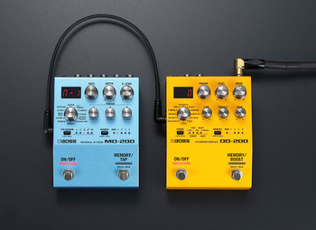 BOSS BCC-2-3535 2ft/60cm TRS to TRS MIDI Cable with Slim Right-Angle 3.5mm Plugs for BOSS Pedals and MIDI-Controlled Gear (BCC-2-3535)