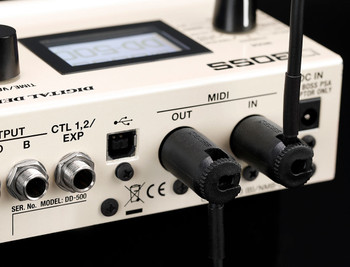 BOSS BMIDI-PB1 1ft/30cm Multidirectional 5-Pin MIDI Cable with Adjustable 90-Degree and Straight Connectors for Pedalboards, MIDI Controllers, and Effects Systems (BMIDI-PB1)