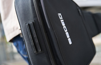 BOSS CB-EB15 Bass Guitar Gig Bag, 600D Polyester Carrying Case with Thick Padding, Velvet Interior, Adjustable Neck Supports and Multiple Accessory Pockets (CB-EB15)