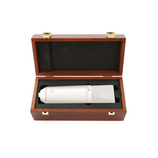 Neumann WOODBOXU87  Woodbox for U 87, U 87 Ai or U 67 (microphone only)