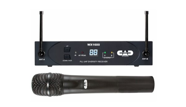 CAD UHF Wireless Cardioid Dynamic Handheld Microphone System