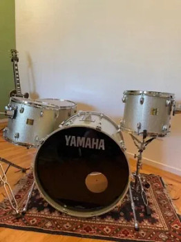 Yamaha, RBP-4F3SLS Recording Custom Prepack Drum Shell Kit, 10x7.5, 12x8, 14x13, Includes TH-945B, Silver Sparkle