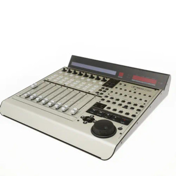 Mackie MC Universal Pro Portable Studio Monitor Controller with Multi-Device Connectivity and Precision Level Control (2034306-00)