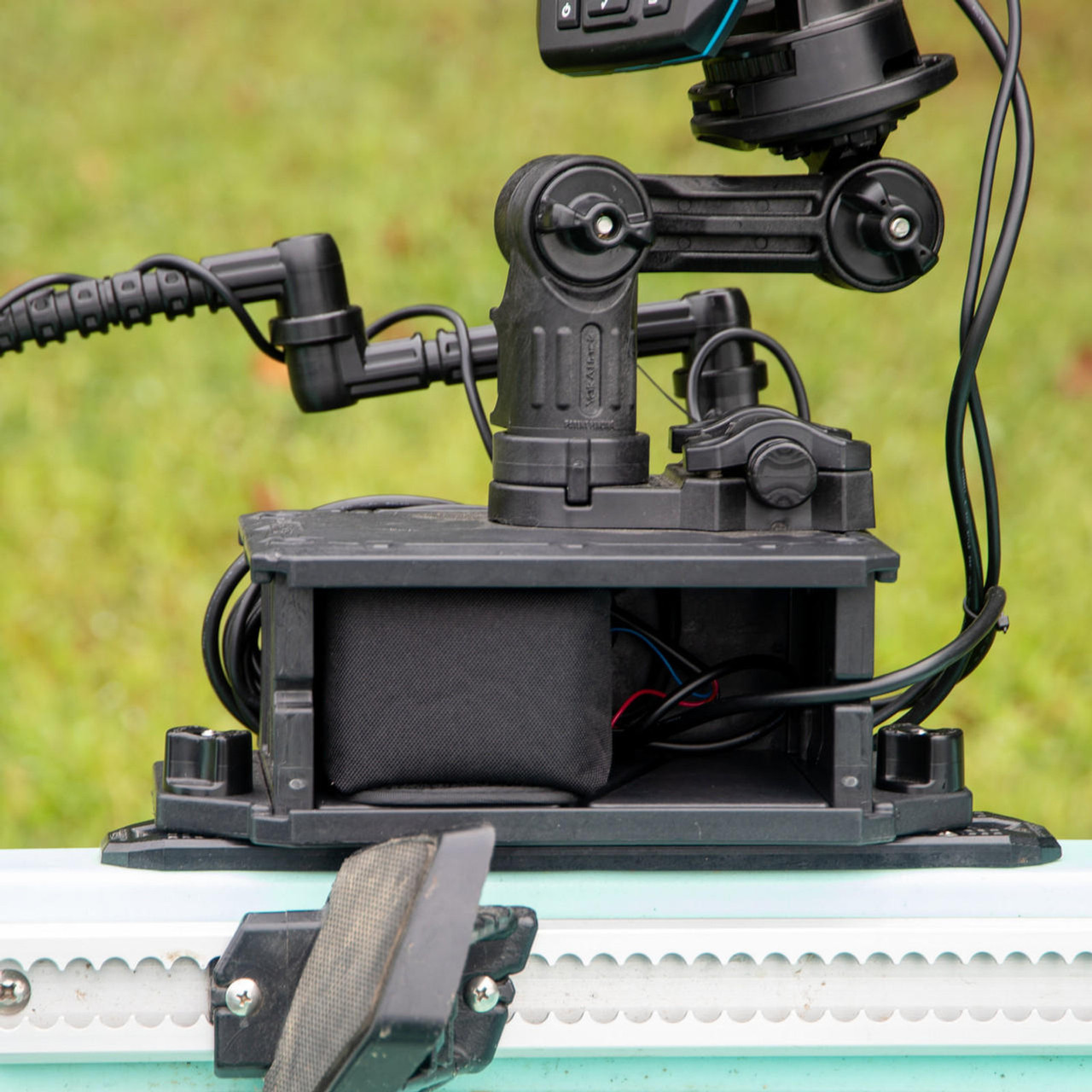 YakAttack 10Ah Battery Power Kit