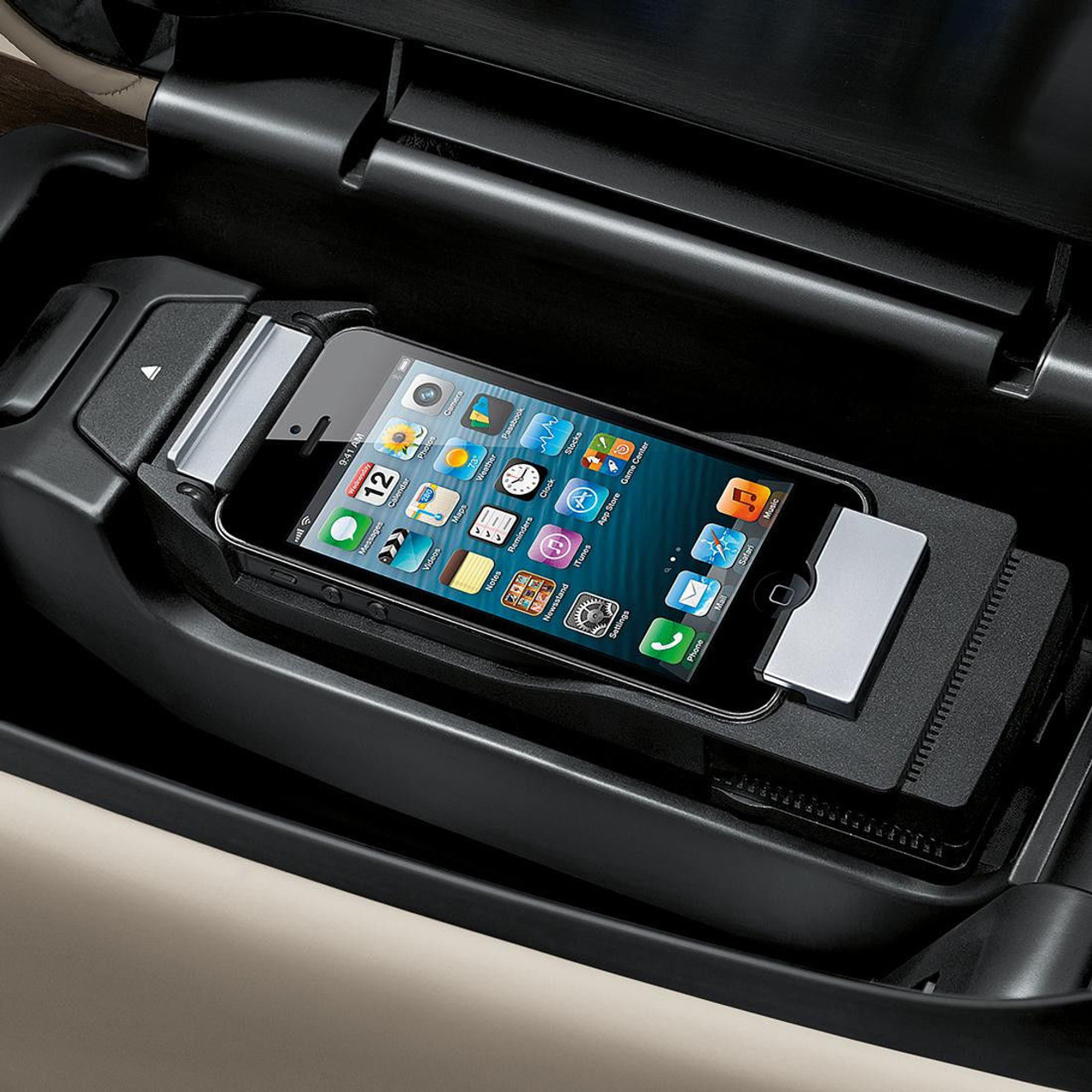 BMW Snap-In Adapter CONNECT Docking Station for Apple iPhone 6