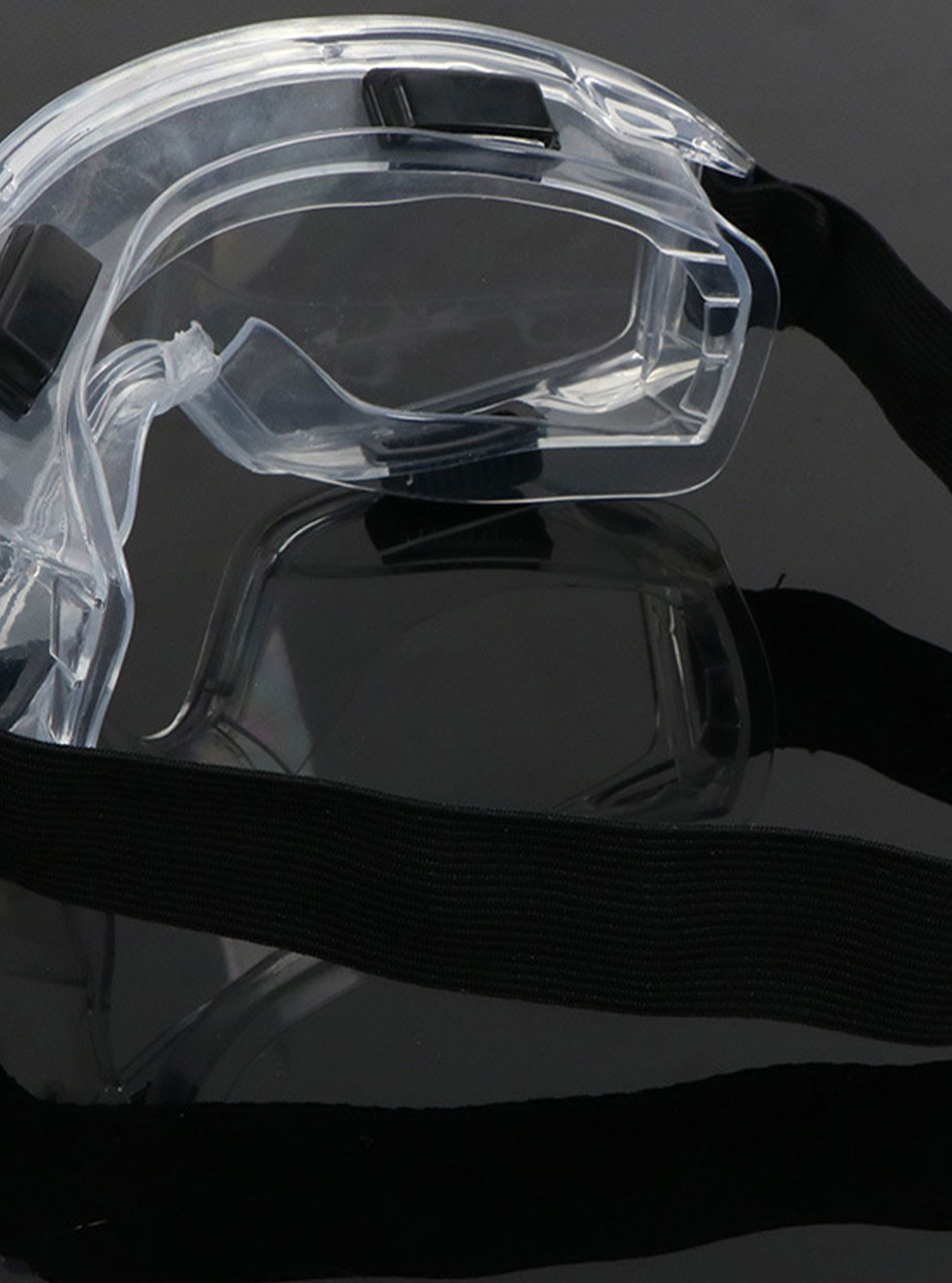 Detailed angle highlighting the goggles' secure fit around the nose and eyes for a comfortable watersport adventure